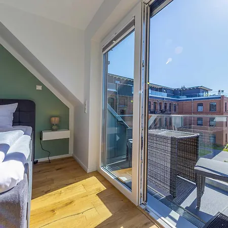 Seeglueck - Stilvolle Maisonette Mit Balkonen & Seeblick * Malchow (Mecklenburg-Vorpommern)