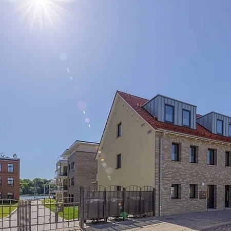 Seeglueck - Stilvolle Maisonette Mit Balkonen & Seeblick Malchow (Mecklenburg-Vorpommern)